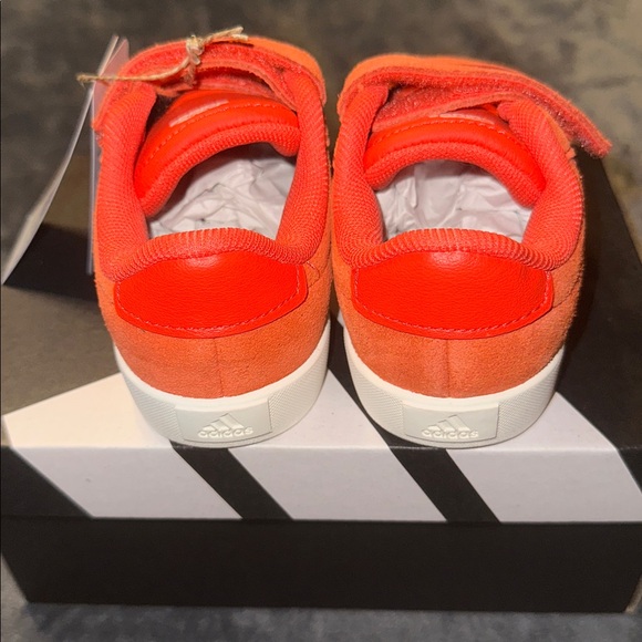 NWT Adidas VI Court 3.0 Red Core White Kids Shoes (Size 8) - Picture 3 of 8